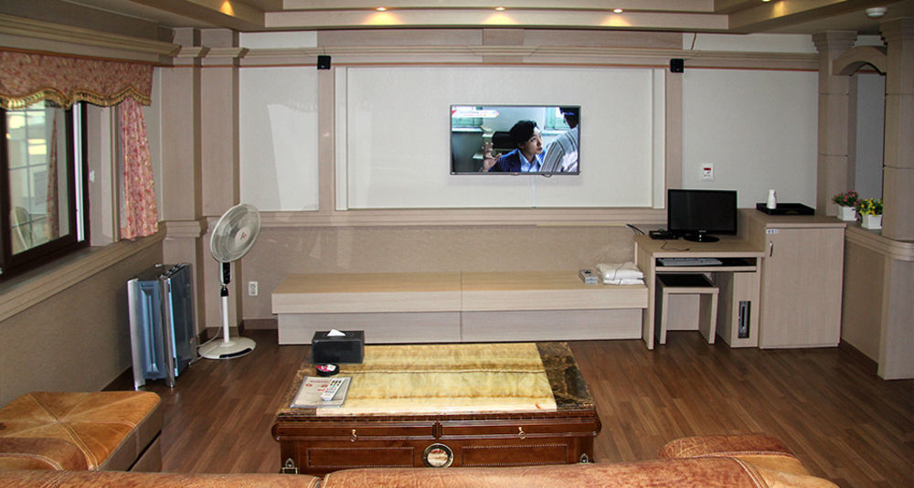 Nobless Hotel Gwangju Metropolitan City Bagian luar foto