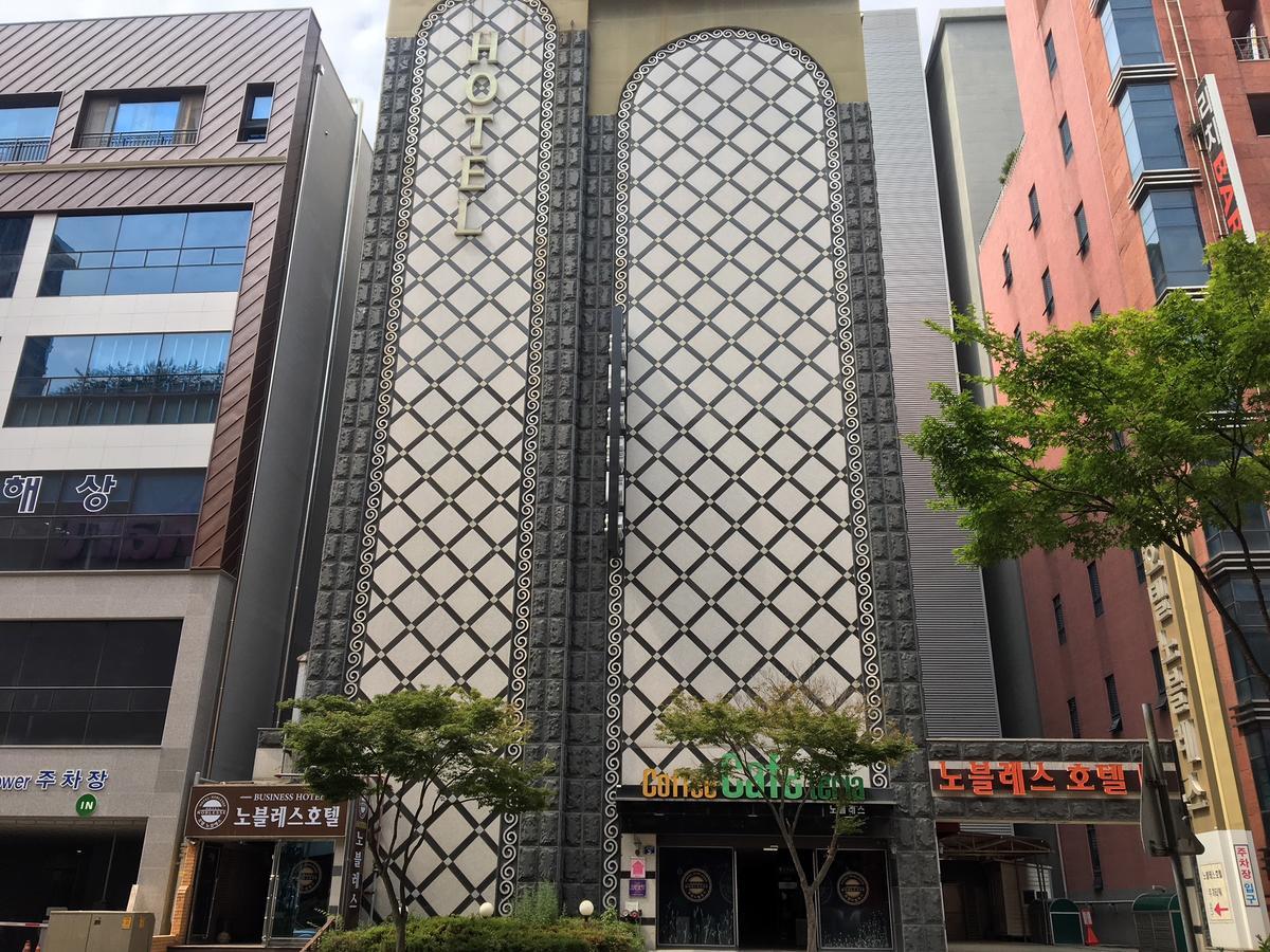 Nobless Hotel Gwangju Metropolitan City Bagian luar foto